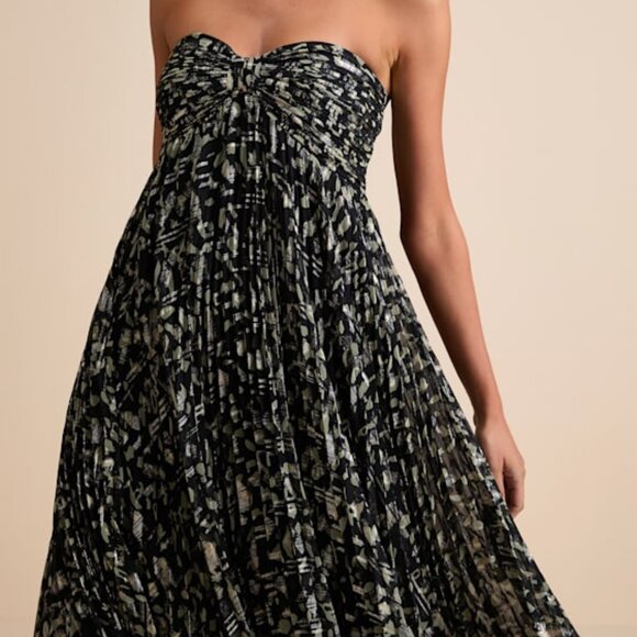 Lulus Lynwen Black Abstract Pleated Strapless Maxi Dress - Size M - Picture 1 of 1